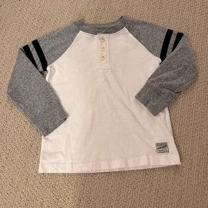 Size 4T Henley shirt